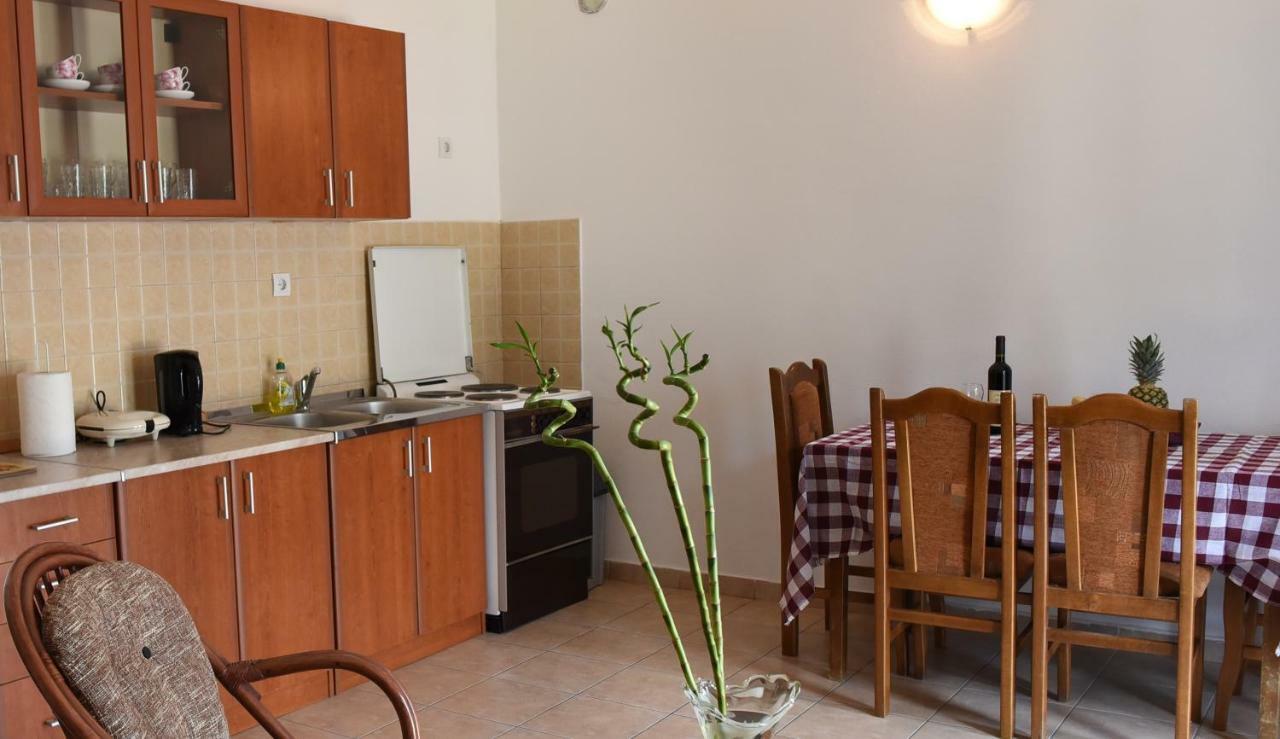 Apartments Krivokapic Prcanj With Bay View Kotor Eksteriør bilde
